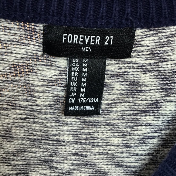 Men's Forever 21 sweater size Medium - Picture 2 of 3